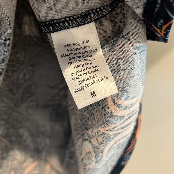 Lularoe Randy baseball tee paisley florals nwt - Picture 4 of 6